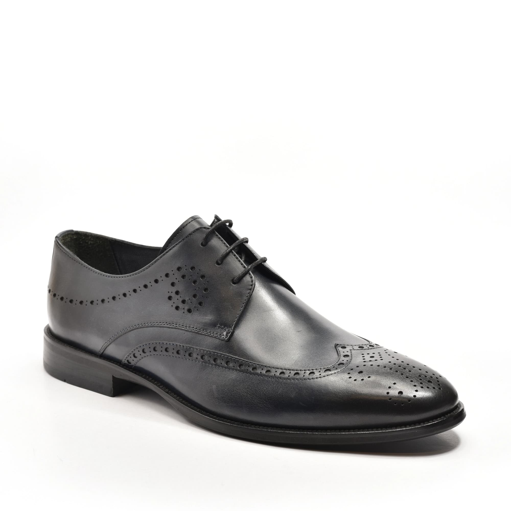 Perforated Fullbrogue Derby in Black